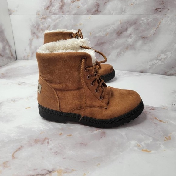 Sql Tie up sherpa interior faux suede combat boots - Picture 5 of 11